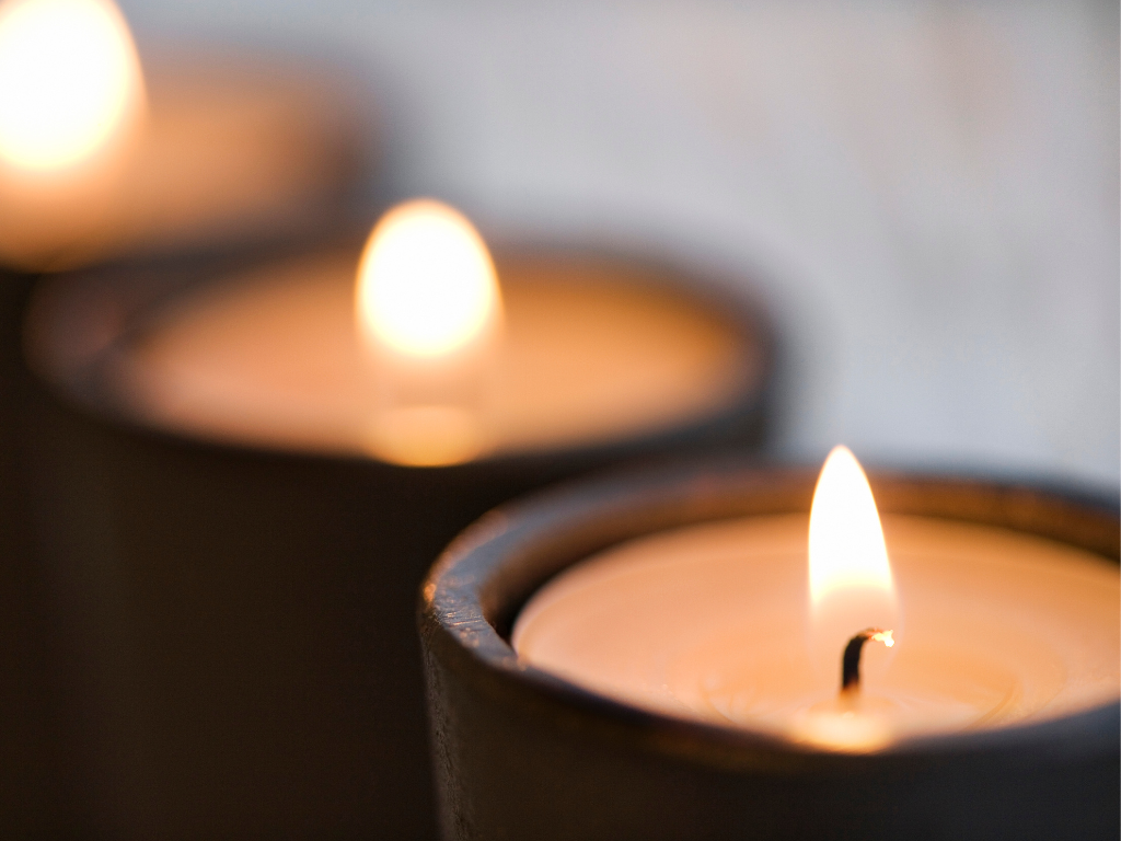 Experience the Delightful Scent from Candles
